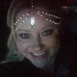 Meet your Posher, Sandy